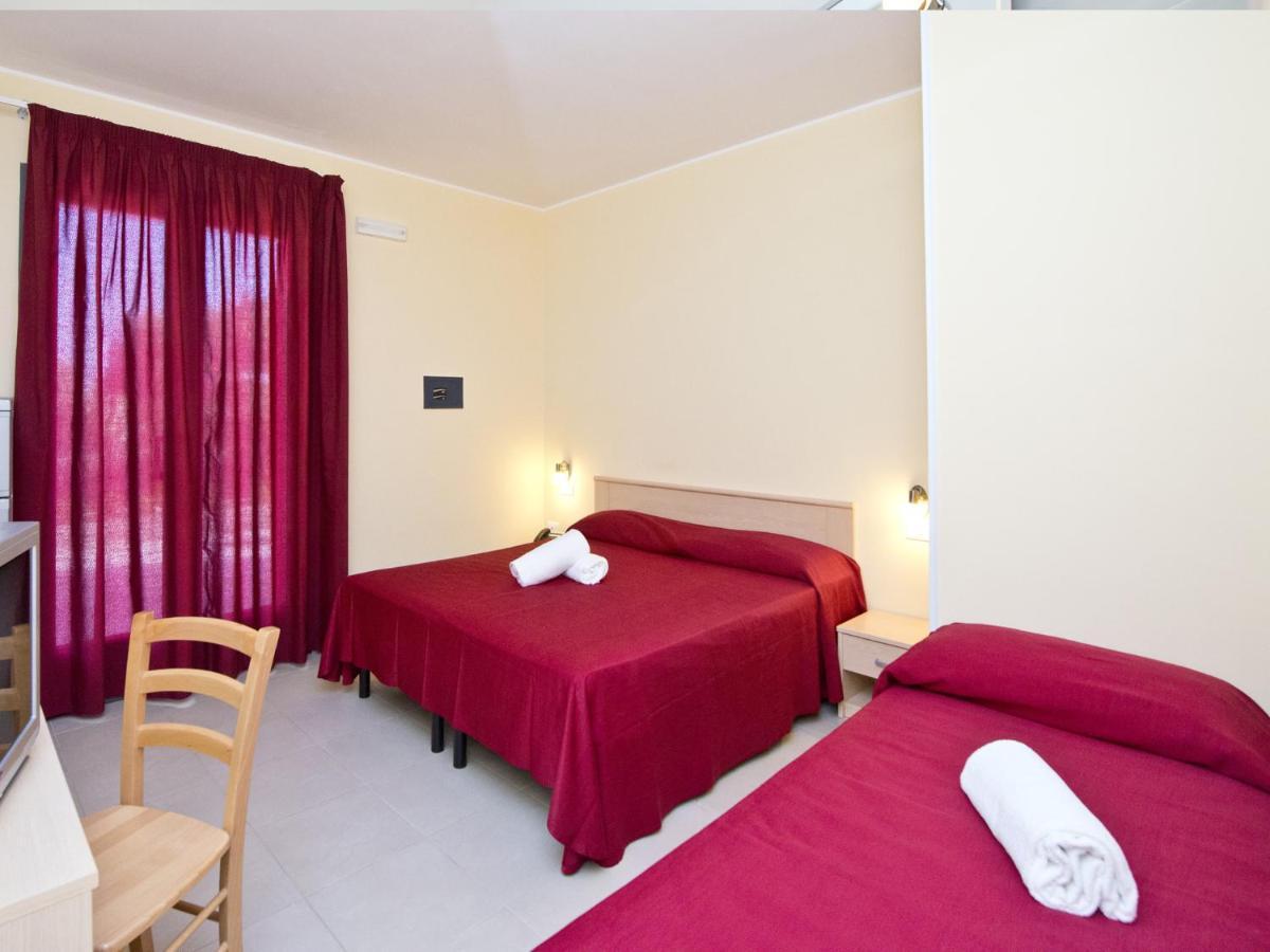 Hotel Club Koine Отранто Екстер'єр фото
