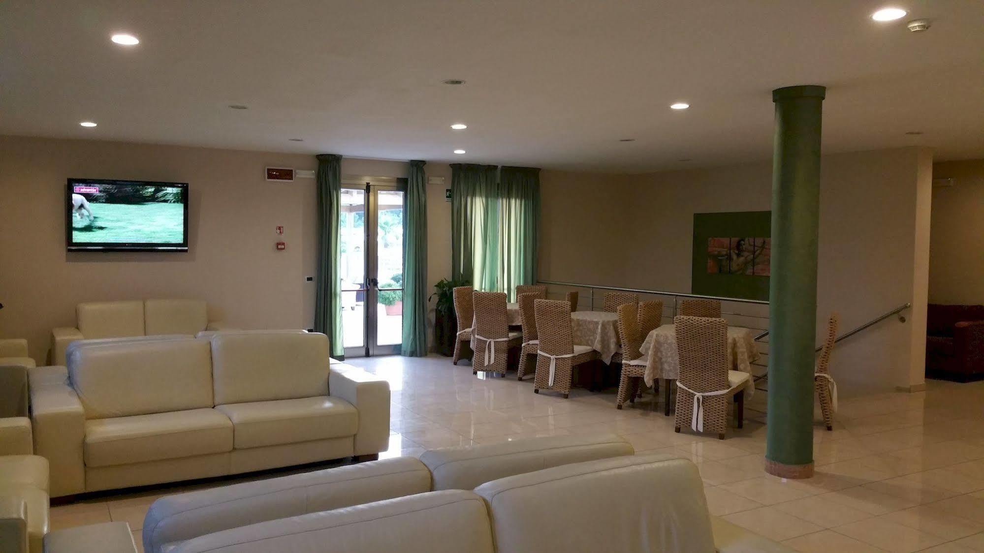 Hotel Club Koine Отранто Екстер'єр фото
