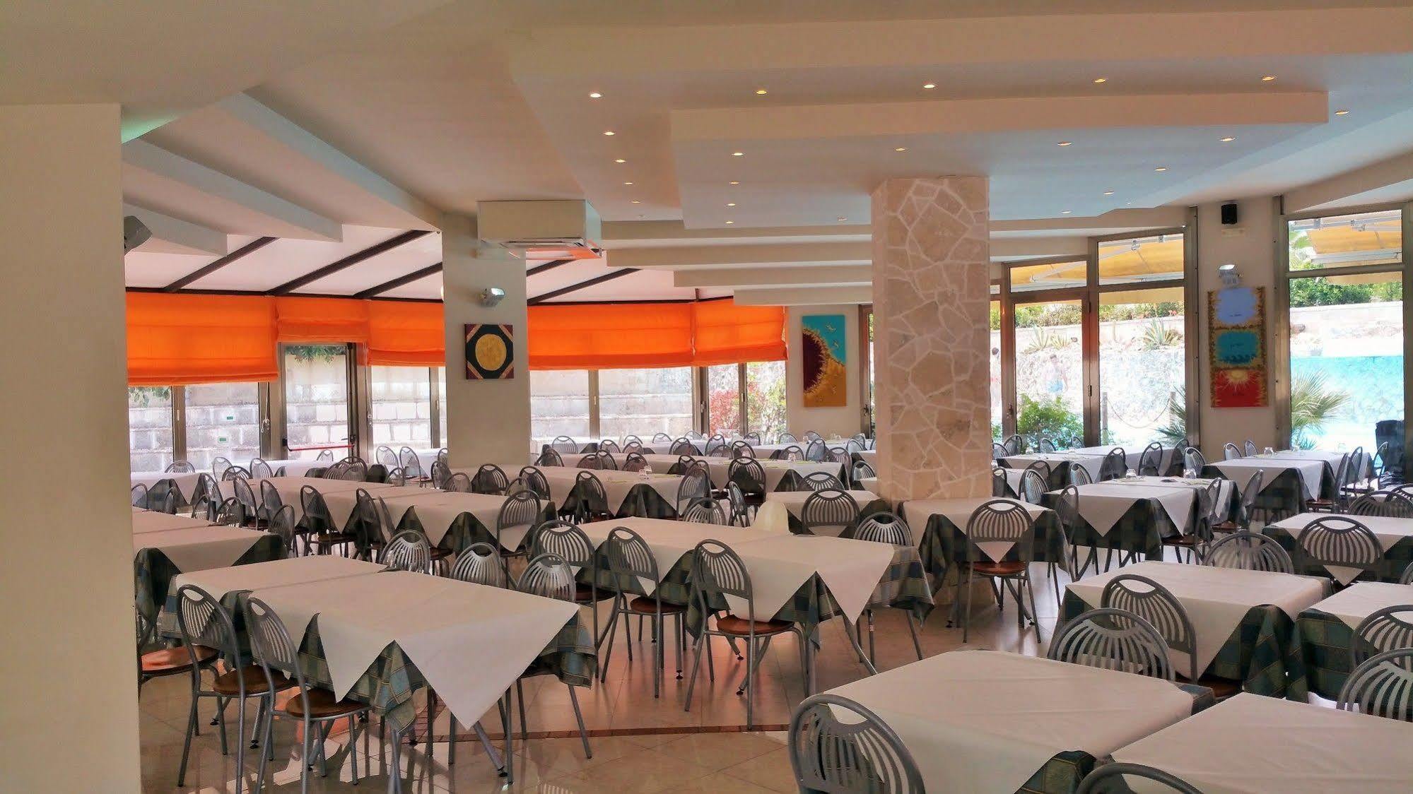 Hotel Club Koine Отранто Екстер'єр фото