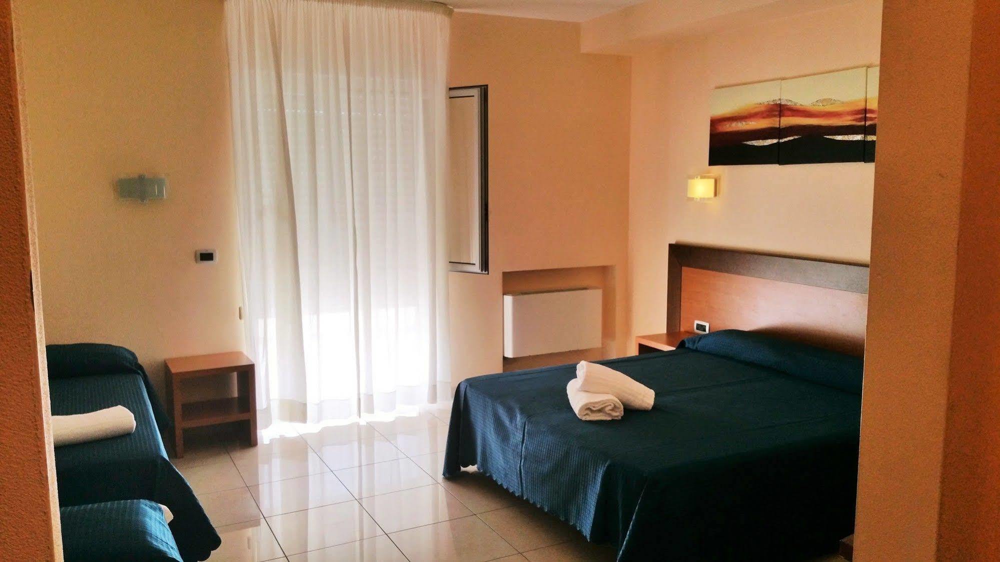 Hotel Club Koine Отранто Екстер'єр фото