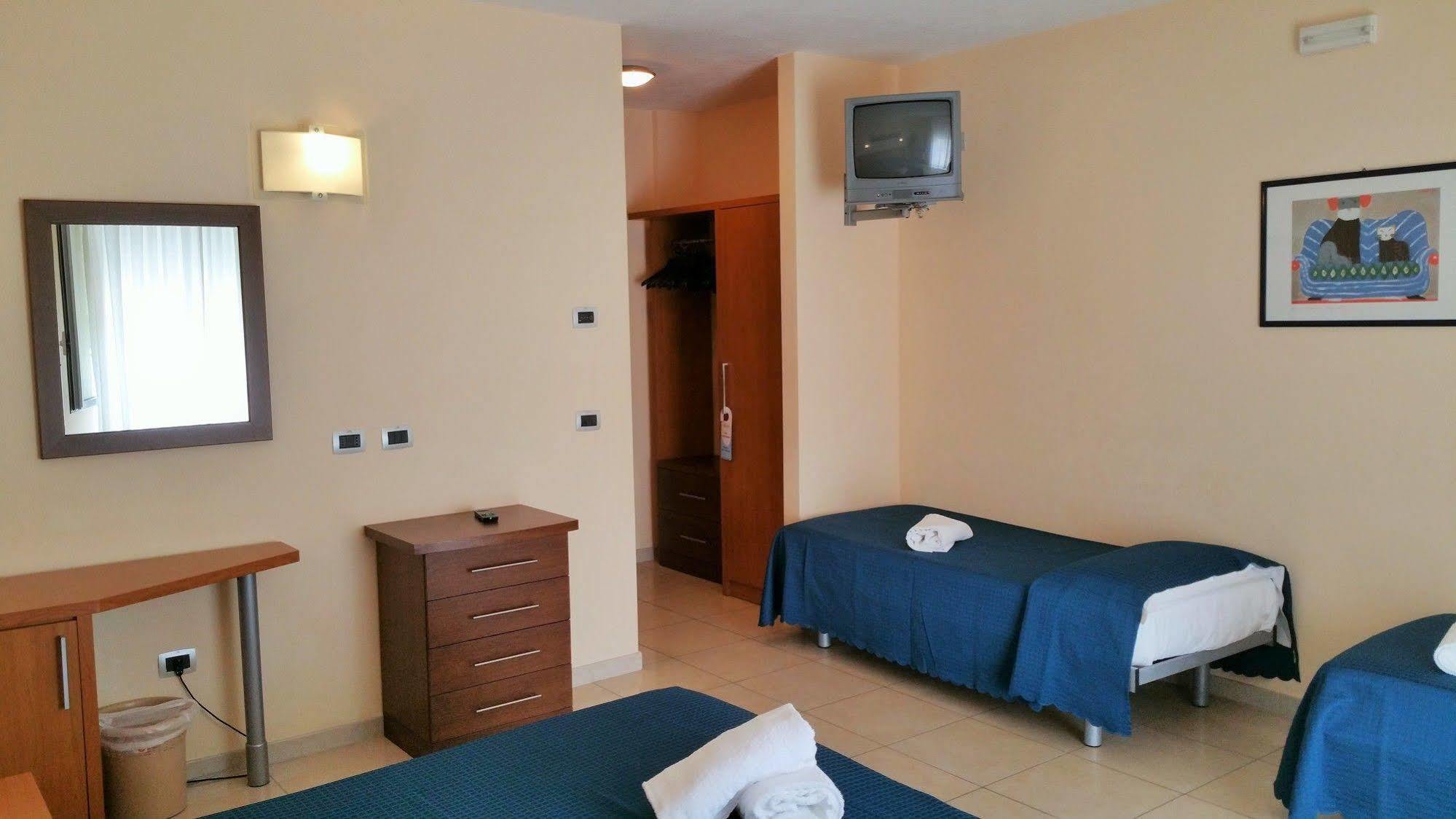 Hotel Club Koine Отранто Екстер'єр фото
