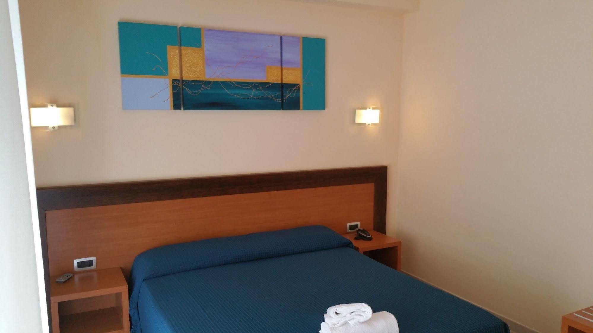 Hotel Club Koine Отранто Екстер'єр фото
